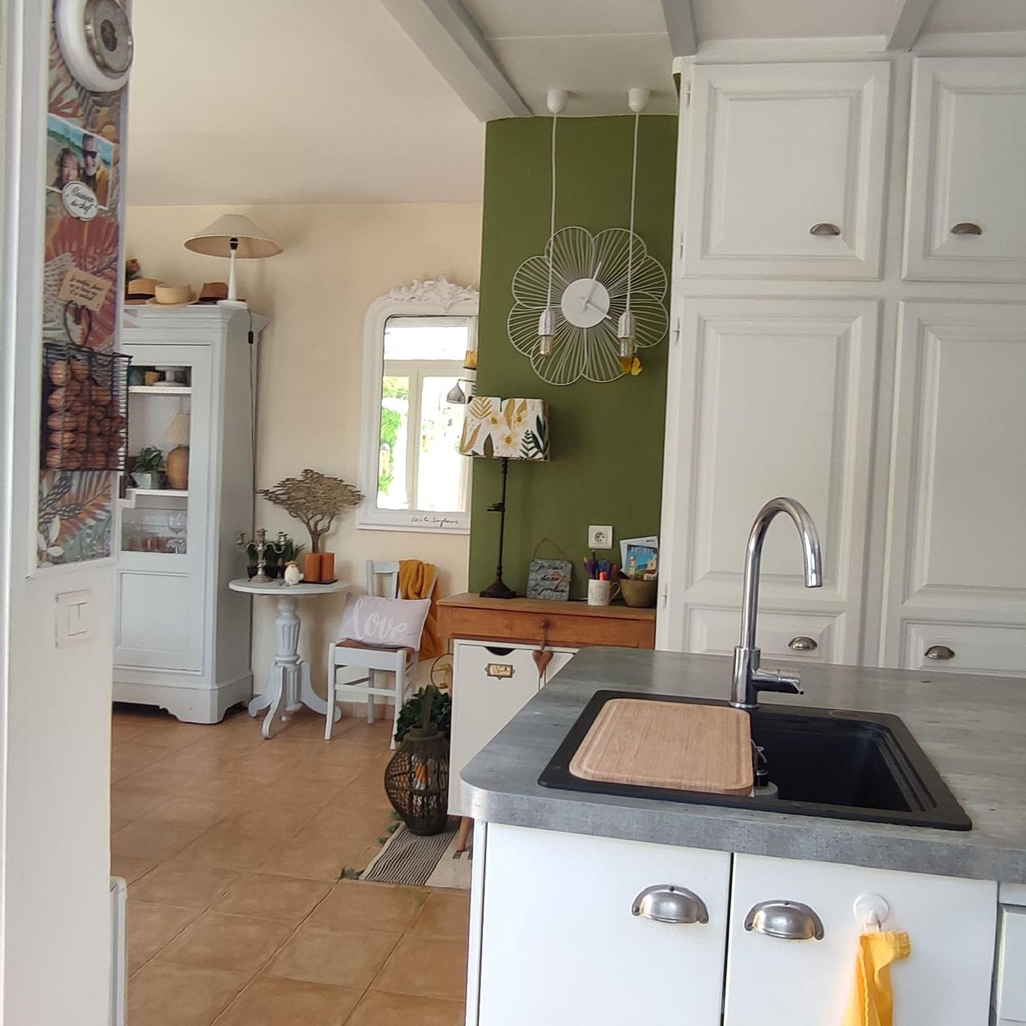 Maison Juan Les Pins, Plages, Charme Appartement *